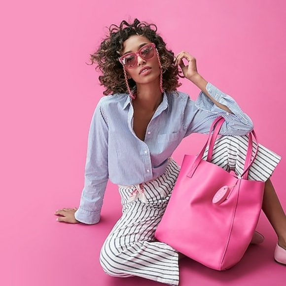 Abercrombie & Fitch Tops - 3/12 A&F blue white button down shirt  curvy wa…